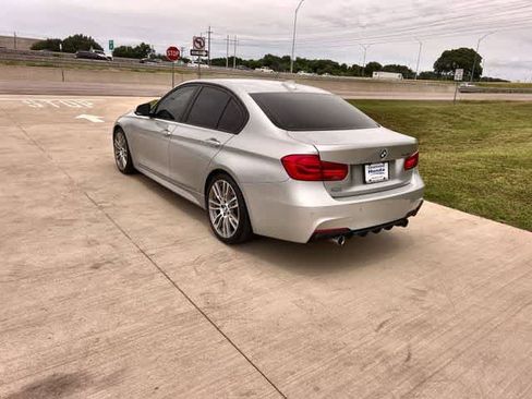 Used 2018 BMW 340i Sedan RWD image 5
