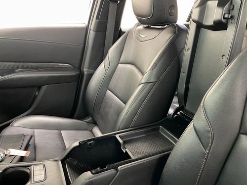 Certified 2023 Cadillac XT4 Sport w/ LPO, Onyx Lite Package image 33