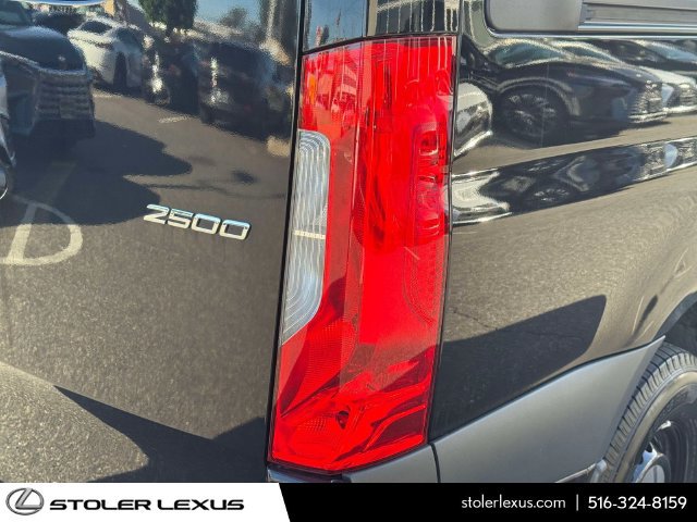 Used 2024 Mercedes-Benz Sprinter 2500 image 15