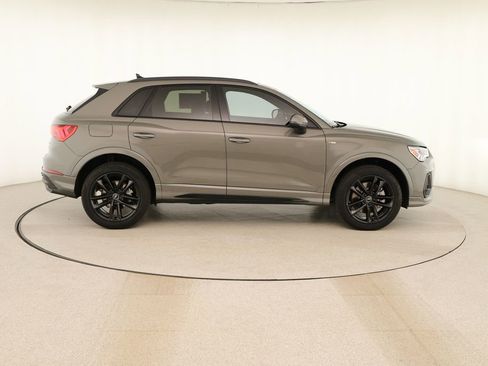 New 2025 Audi Q3 2.0T Premium AWD/4WD image 8