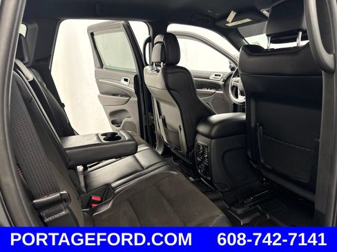 Used 2018 Jeep Grand Cherokee Trailhawk AWD/4WD image 31