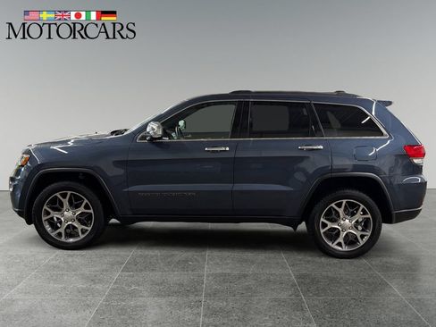 Used 2019 Jeep Grand Cherokee Limited AWD/4WD image 6