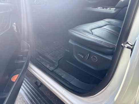 Used 2022 Ford Expedition Max Limited AWD/4WD image 5