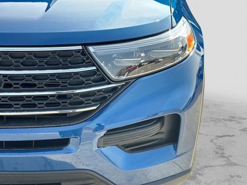 Used 2022 Ford Explorer XLT w/ Class IV Trailer Tow Package AWD/4WD image 13