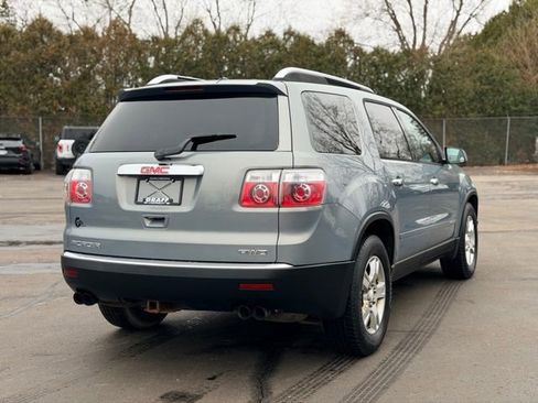 Used 2008 GMC Acadia SLE image 3