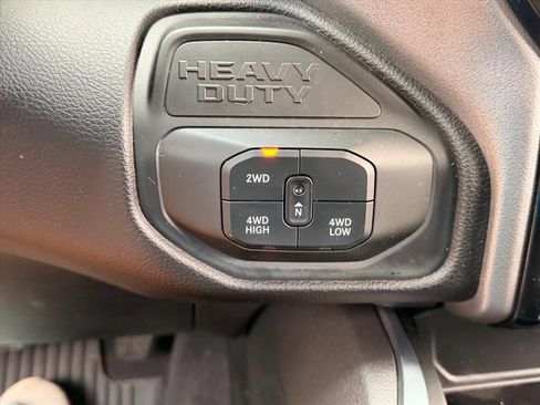 Used 2025 RAM 2500 Big Horn AWD/4WD image 22