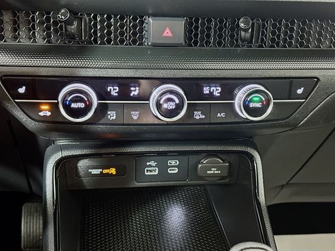 Used 2025 Honda CR-V EX image 15