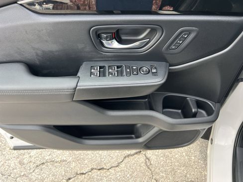 Used 2023 Honda Pilot Touring image 15