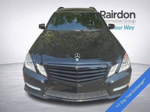 Used 2013 Mercedes-Benz E 350 4MATIC Wagon image 2
