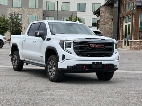 Used 2024 GMC Sierra 1500 AT4 w/ Technology Package AWD/4WD image 1