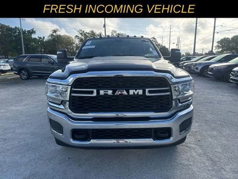 Used 2023 RAM 3500 Tradesman w/ Chrome Appearance Group image 8