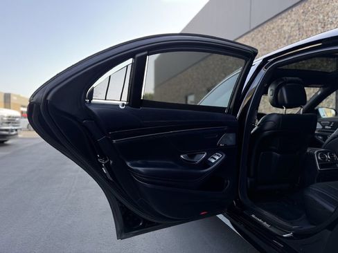 Used 2016 Mercedes-Benz S 550 Sedan image 18