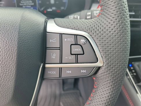 New 2026 Toyota Sienna XSE image 22