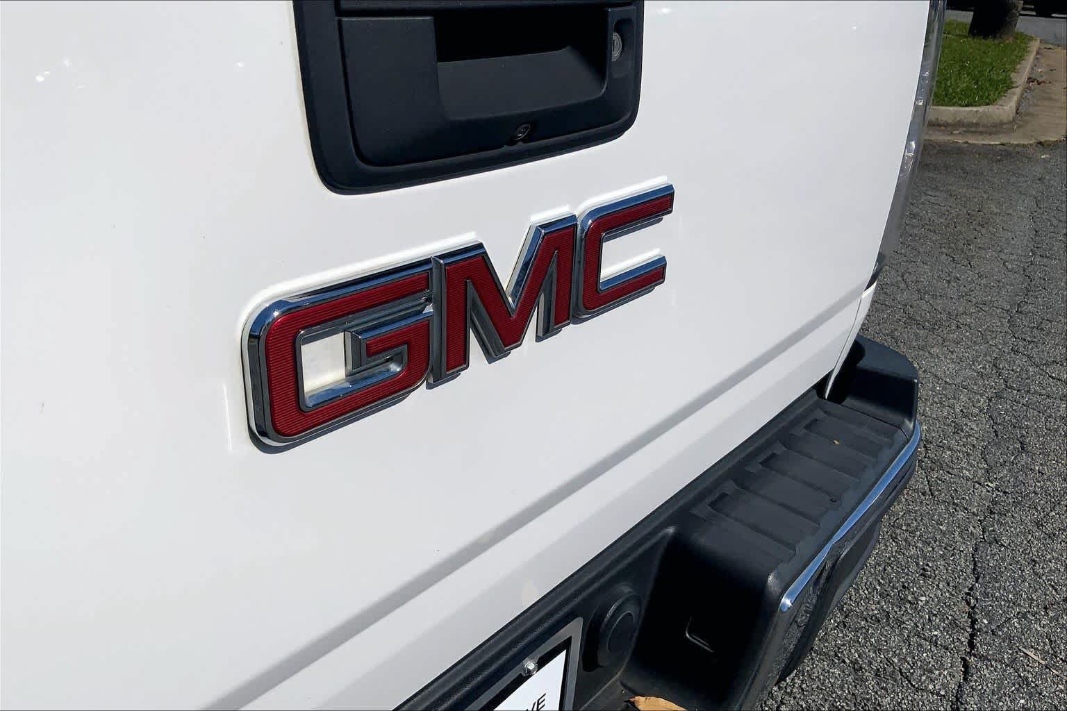 Used 2016 GMC Canyon 2WD Crew Cab w/ Convenience Package image 29