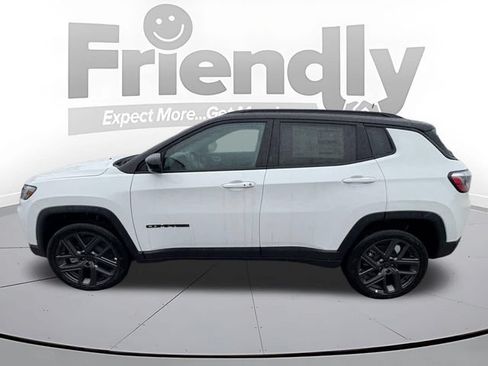 Used 2026 Jeep Compass Limited AWD/4WD image 1