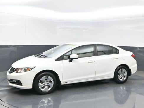 Used 2014 Honda Civic LX image 2