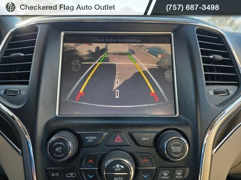 Used 2014 Jeep Grand Cherokee Limited w/ Luxury Group II image 18