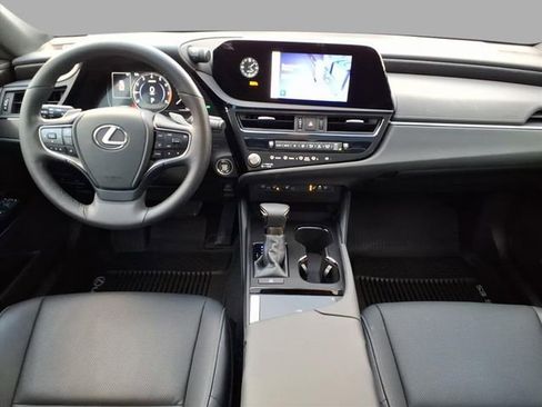Certified 2024 Lexus ES 350 w/ Premium Package image 5