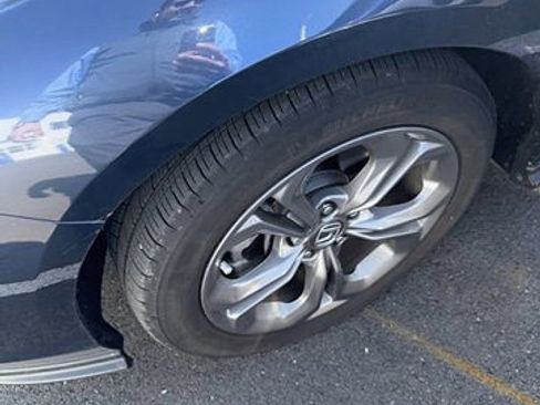 Certified 2024 Honda Accord EX image 16