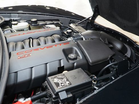 Used 2008 Chevrolet Corvette Convertible w/ Preferred Equipment Group RWD image 30