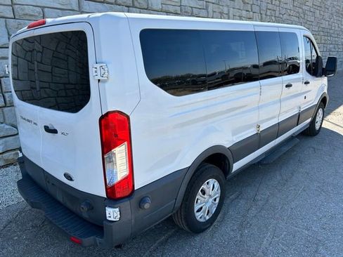 Used 2016 Ford Transit 350 XLT RWD image 5
