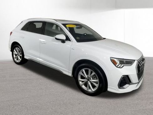 Used 2025 Audi Q3 2.0T Premium image 2