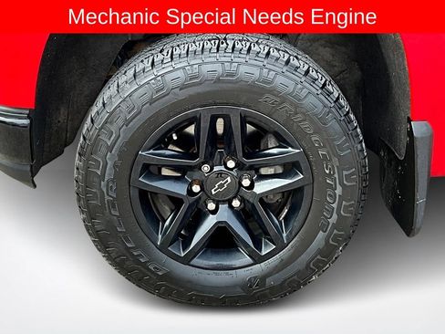 Used 2019 Chevrolet Silverado 1500 LT Trail Boss w/ Convenience Package AWD/4WD image 32