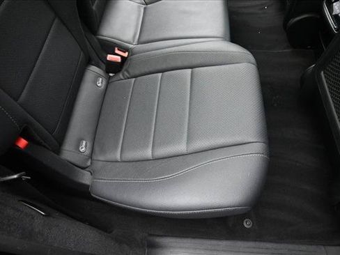 Used 2022 Mercedes-Benz GLS 450 4MATIC image 27