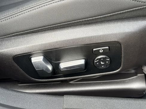 Used 2020 BMW 330i Sedan w/ Convenience Package image 30