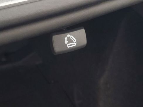 Used 2023 Chevrolet Malibu LT image 34