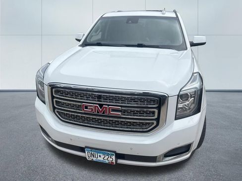 Used 2018 GMC Yukon SLT AWD/4WD image 3