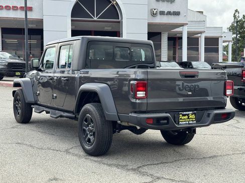 Certified 2024 Jeep Gladiator Sport image 4