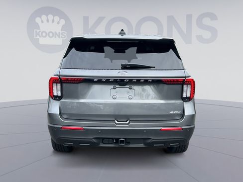 New 2026 Ford Explorer Active AWD/4WD image 10