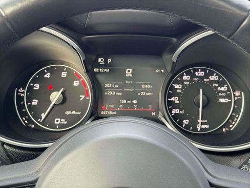 Used 2023 Alfa Romeo Stelvio Veloce image 25