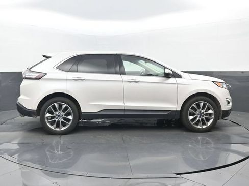 Used 2015 Ford Edge Titanium w/ Equipment Group 302A FWD image 2