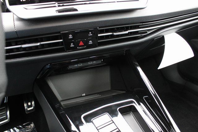 New 2026 Volkswagen GTI SE FWD image 17