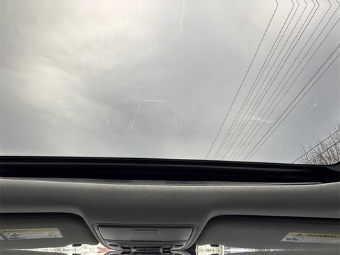 Used 2018 Acura MDX SH-AWD image 23