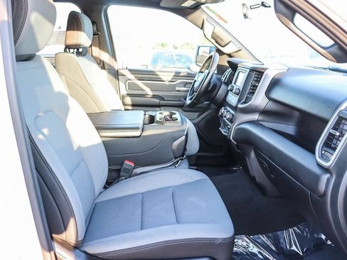 Used 2022 RAM 1500 Big Horn AWD/4WD image 19