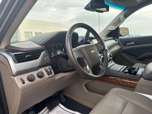 Used 2015 Chevrolet Suburban LTZ AWD/4WD image 13