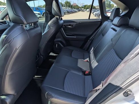 Used 2023 Toyota RAV4 XSE AWD/4WD image 28