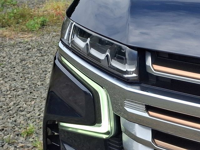Used 2021 Chevrolet Tahoe High Country w/ Premium Package AWD/4WD image 29