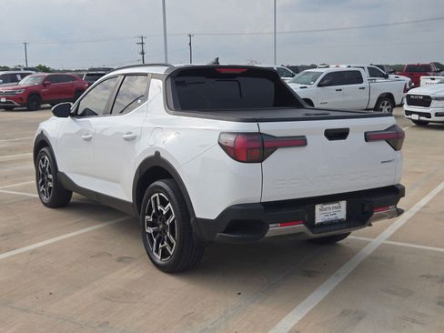 Used 2025 Hyundai Santa Cruz Limited AWD/4WD image 5