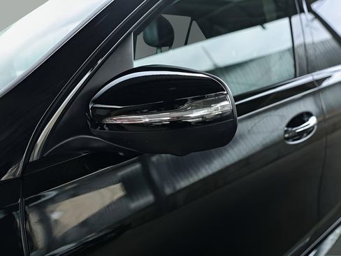 Used 2023 Mercedes-Benz GLE 450 4MATIC w/ AMG Line Exterior image 45