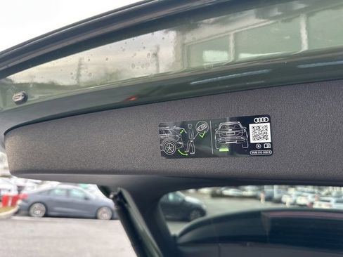 New 2025 Audi Q5 Premium image 16