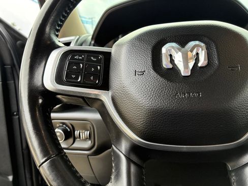 Used 2020 RAM 3500 Laramie image 29