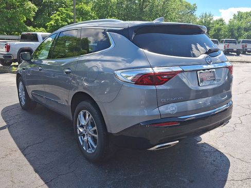 Used 2023 Buick Enclave Essence w/ Experience Buick Package AWD/4WD image 4