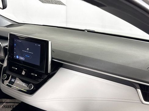 Used 2023 Toyota Corolla SE image 25