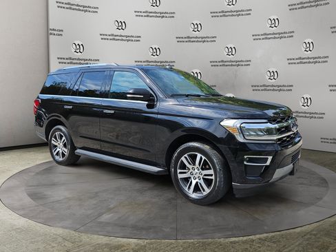 Used 2024 Ford Expedition Limited AWD/4WD image 7
