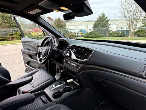 Used 2022 Honda Passport TrailSport image 23