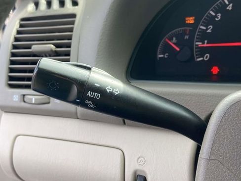 Used 2006 Toyota Camry LE image 28